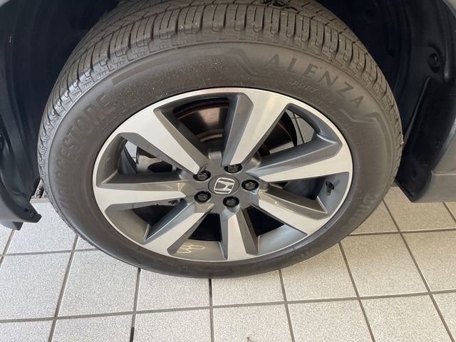 Certified 2024 Honda Pilot Elite image 5