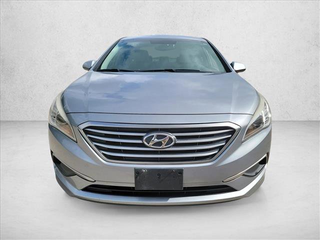 Used 2017 Hyundai Sonata SE FWD video 2
