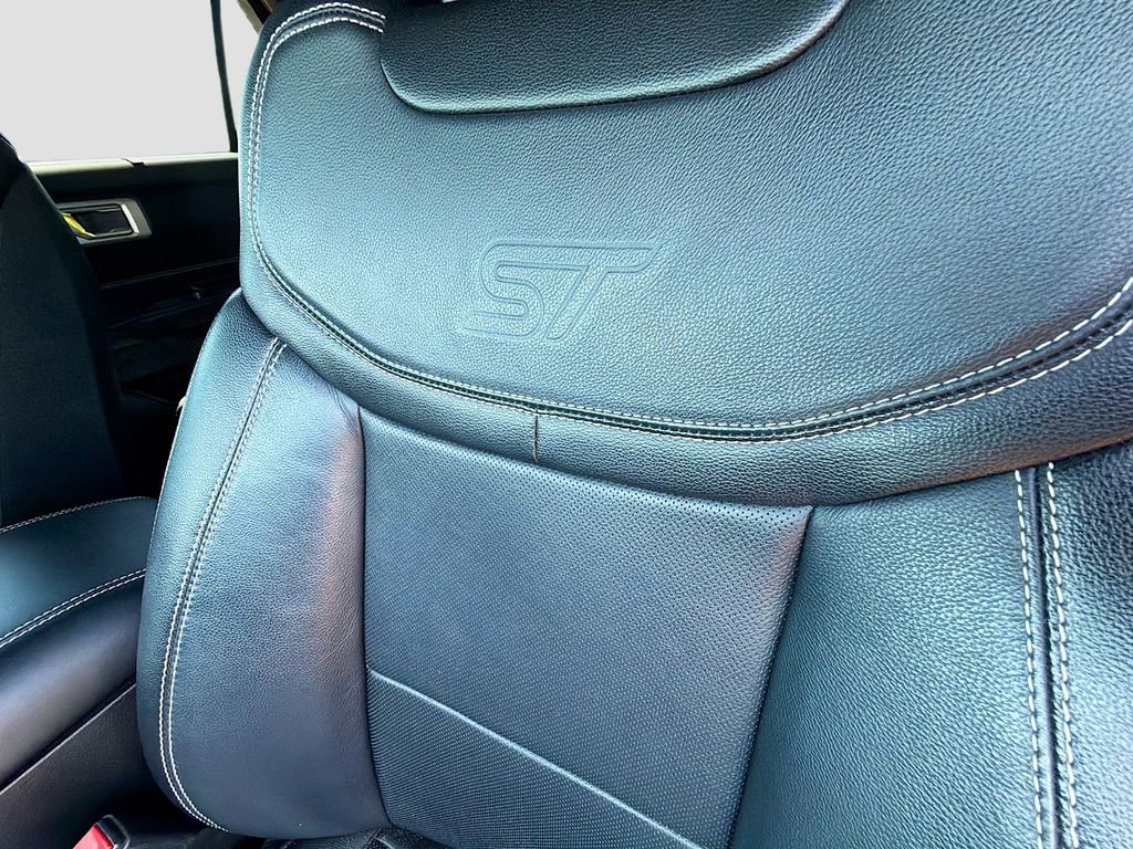 Used 2020 Ford Explorer ST w/ ST Street Pack AWD/4WD image 14