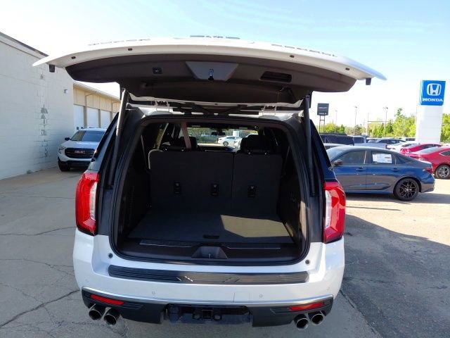 Used 2022 GMC Yukon XL Denali AWD/4WD image 34