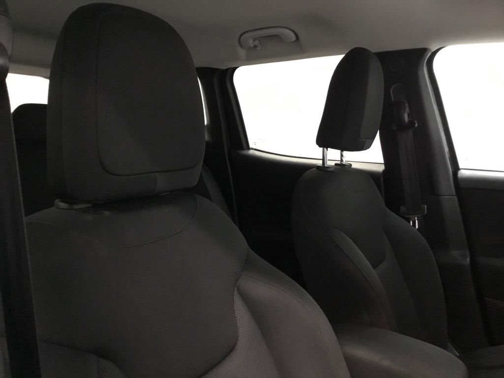 Used 2020 Jeep Renegade Sport w/ Sport Appearance Group image 20