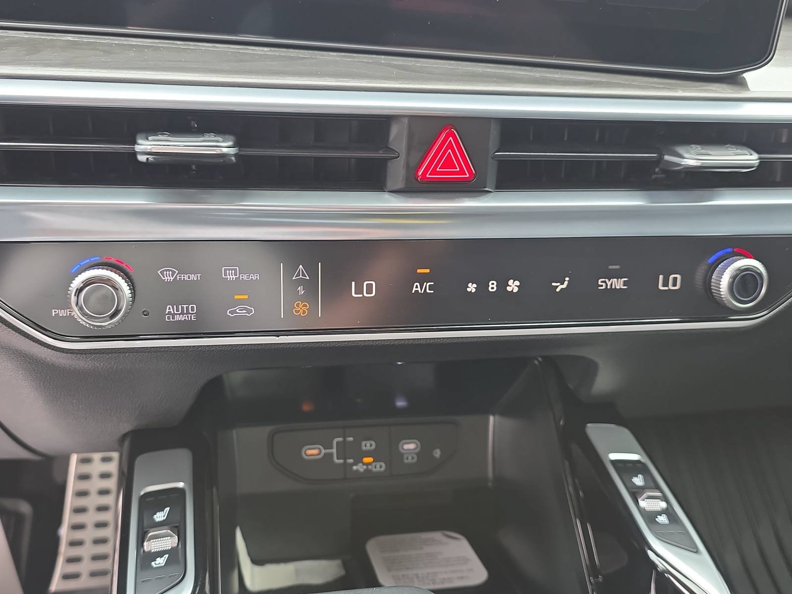 New 2026 Kia Sorento SX AWD/4WD image 25
