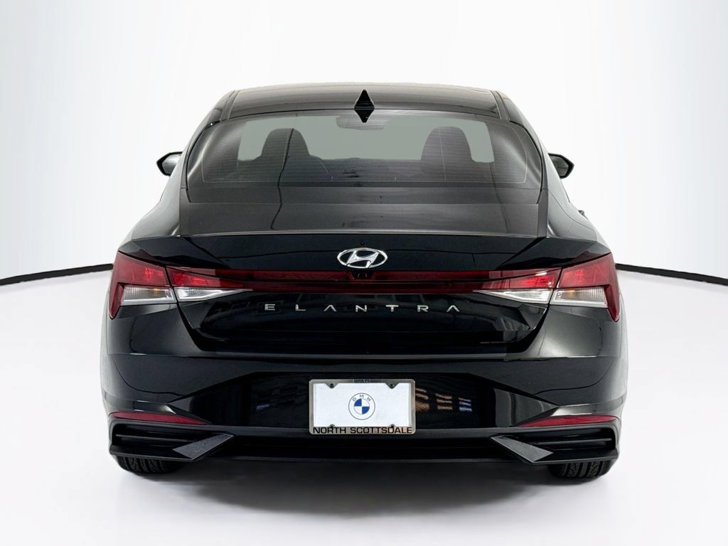 Used 2023 Hyundai Elantra SEL w/ Convenience Package FWD image 6
