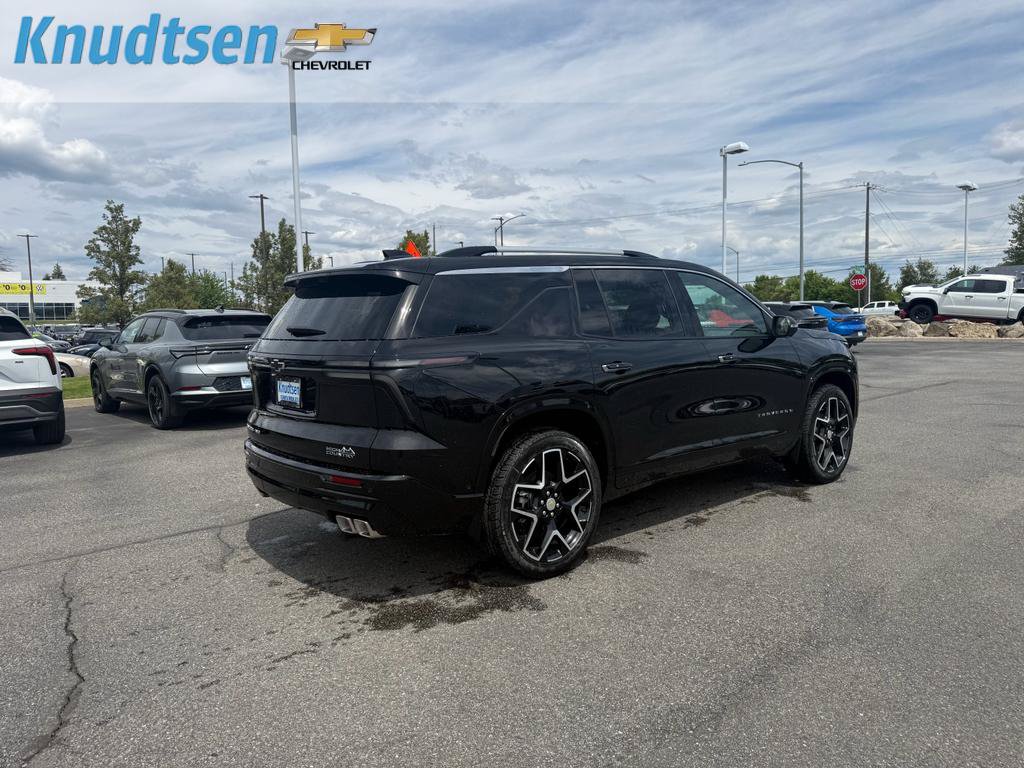 New 2026 Chevrolet Traverse High Country w/ LPO, Floor Liner Package AWD/4WD image 7
