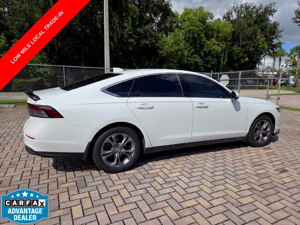 Used 2024 Honda Accord EX image 11