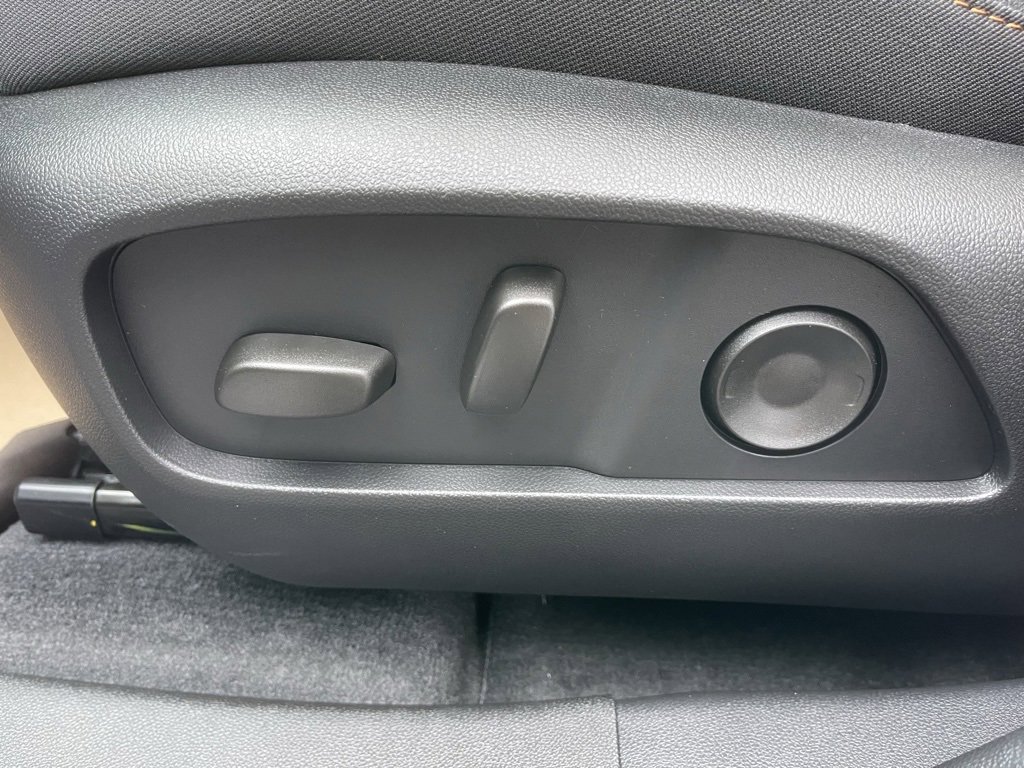 New 2026 Chevrolet Equinox ACTIV image 12