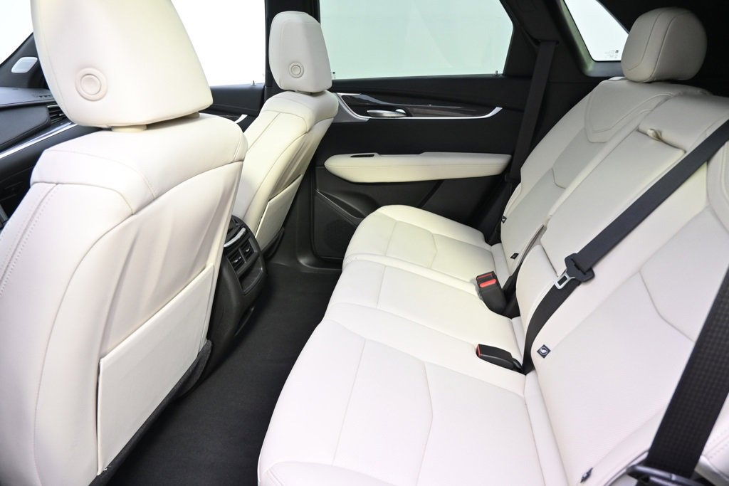 New 2025 Cadillac XT5 Sportv w/ Technology Package image 21