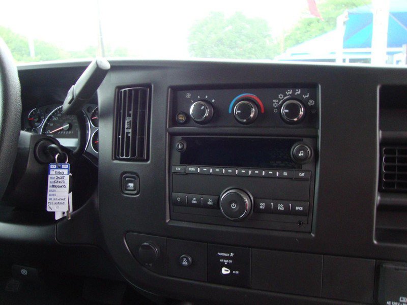 Used 2025 Chevrolet Express 2500 w/ Driver Convenience Package RWD image 12