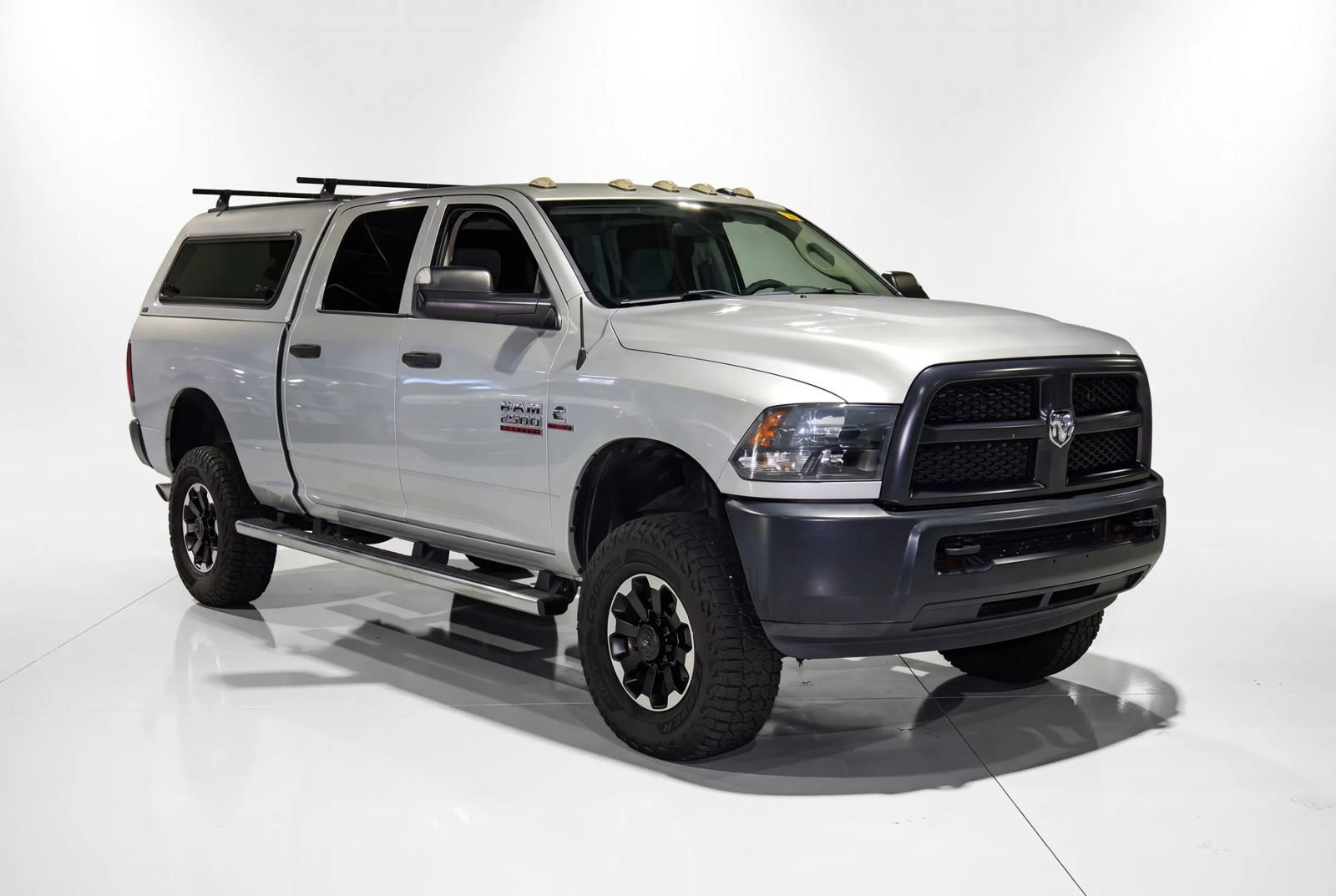Used 2017 RAM 2500 Tradesman w/ Popular Equipment Group AWD/4WD image 1