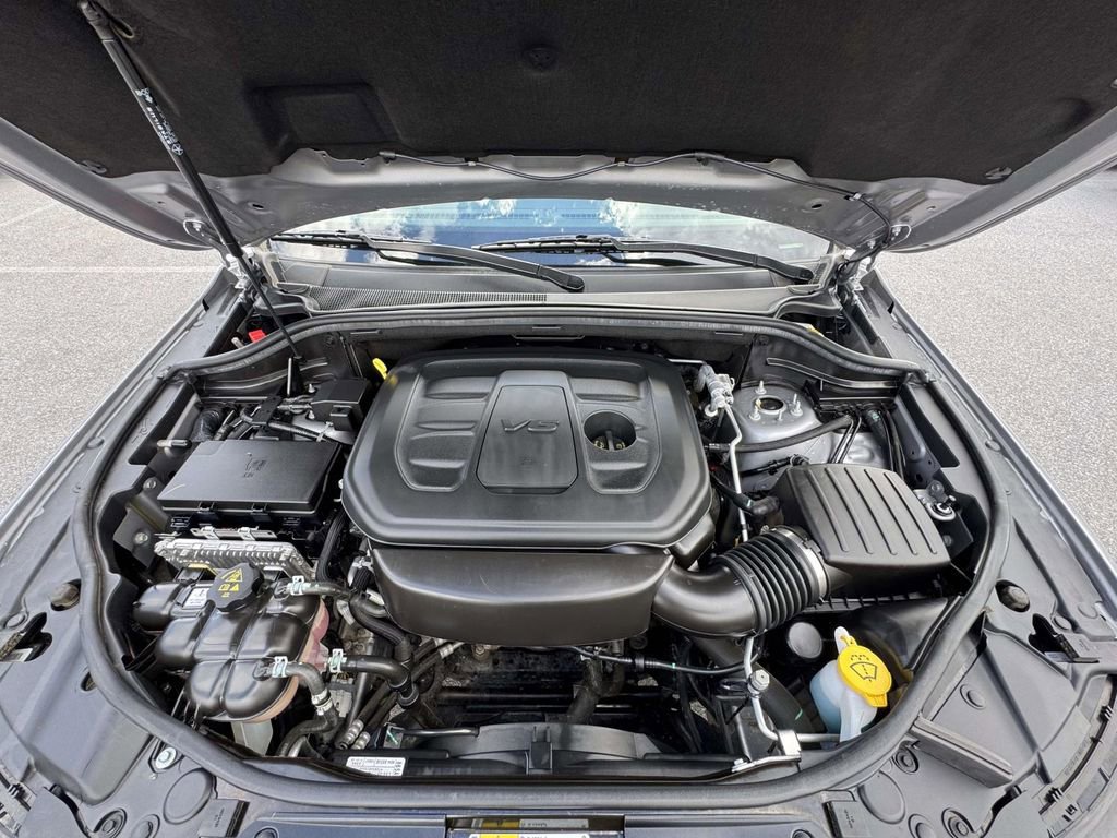 Used 2020 Jeep Grand Cherokee Laredo AWD/4WD image 13