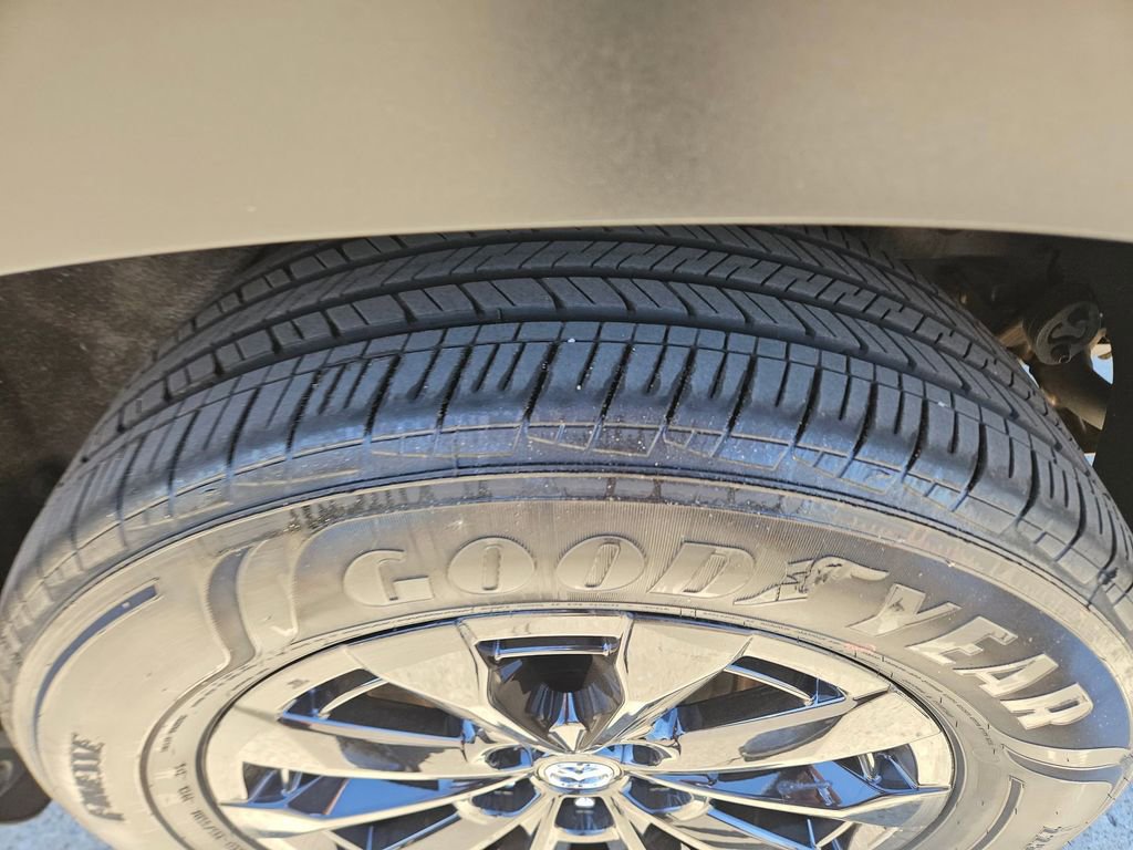 Used 2025 MAZDA CX-50 AWD 2.5 Hybrid w/ Premium Pkg image 27