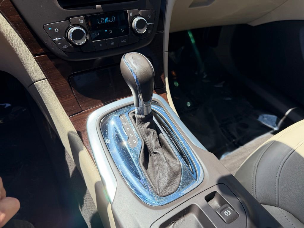 Used 2011 Buick Regal CXL w/ RL3 Preferred Equipment Group FWD image 28