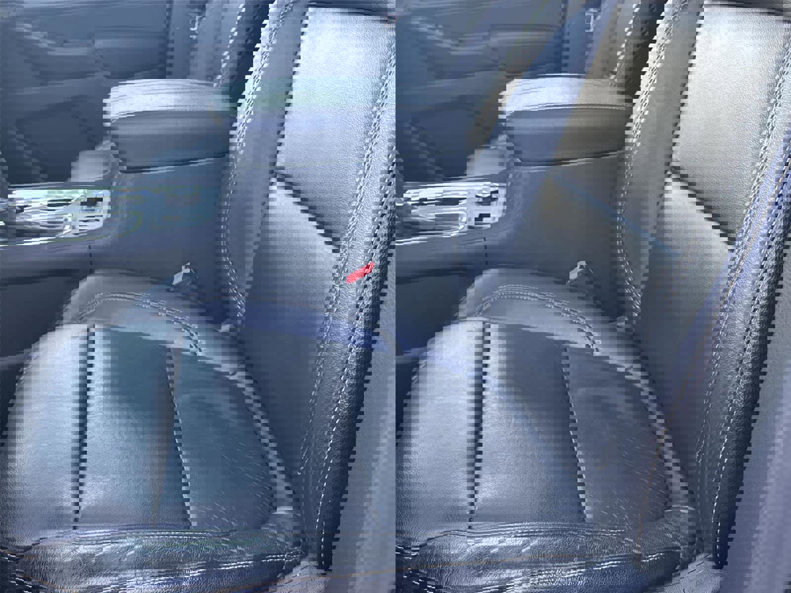 Used 2018 Chevrolet Traverse LT w/ LPO, 'HIT The Road' Package image 12