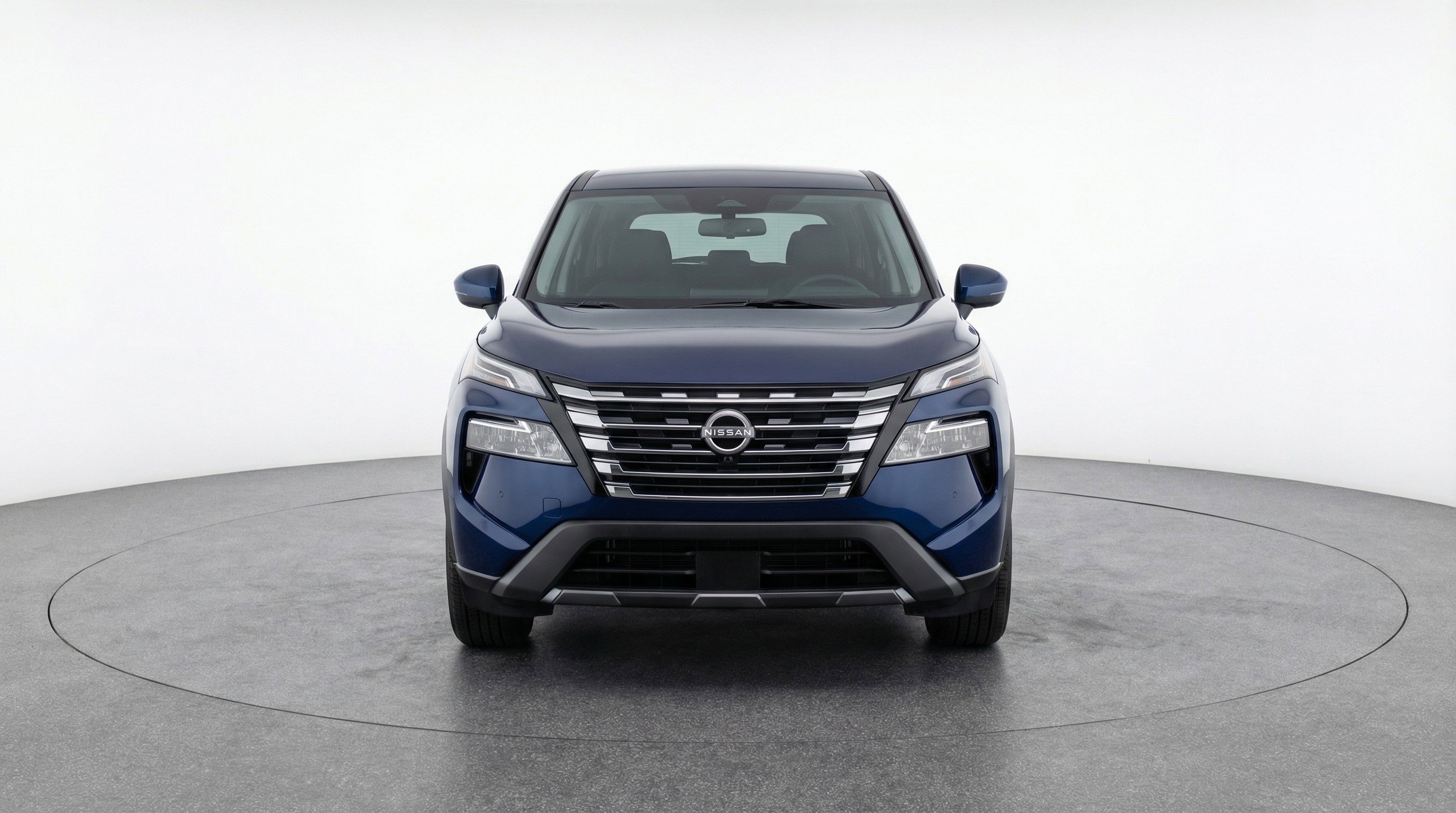 Used 2025 Nissan Rogue SV image 2