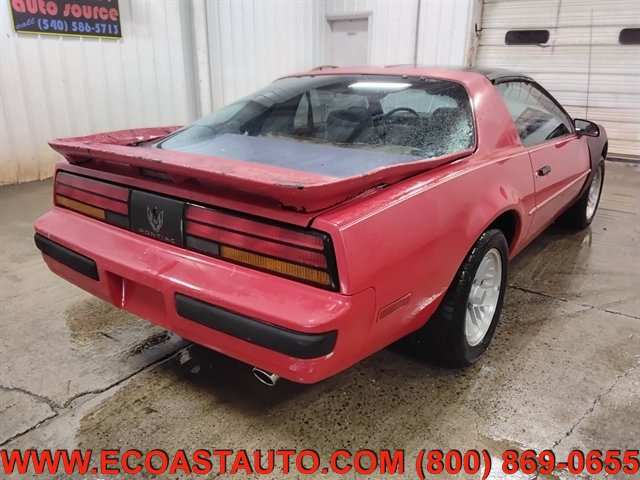 Used 1990 Pontiac Firebird Formula RWD image 3