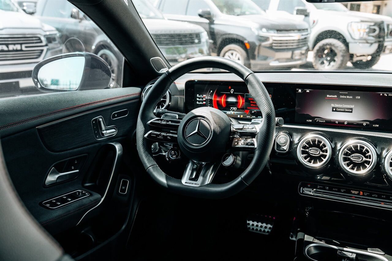 Used 2025 Mercedes-Benz CLA 35 AMG 4MATIC image 26