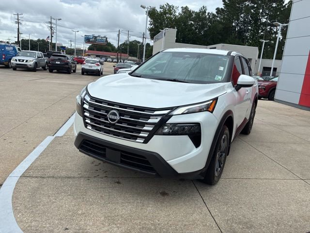 Used 2025 Nissan Rogue SV FWD image 3