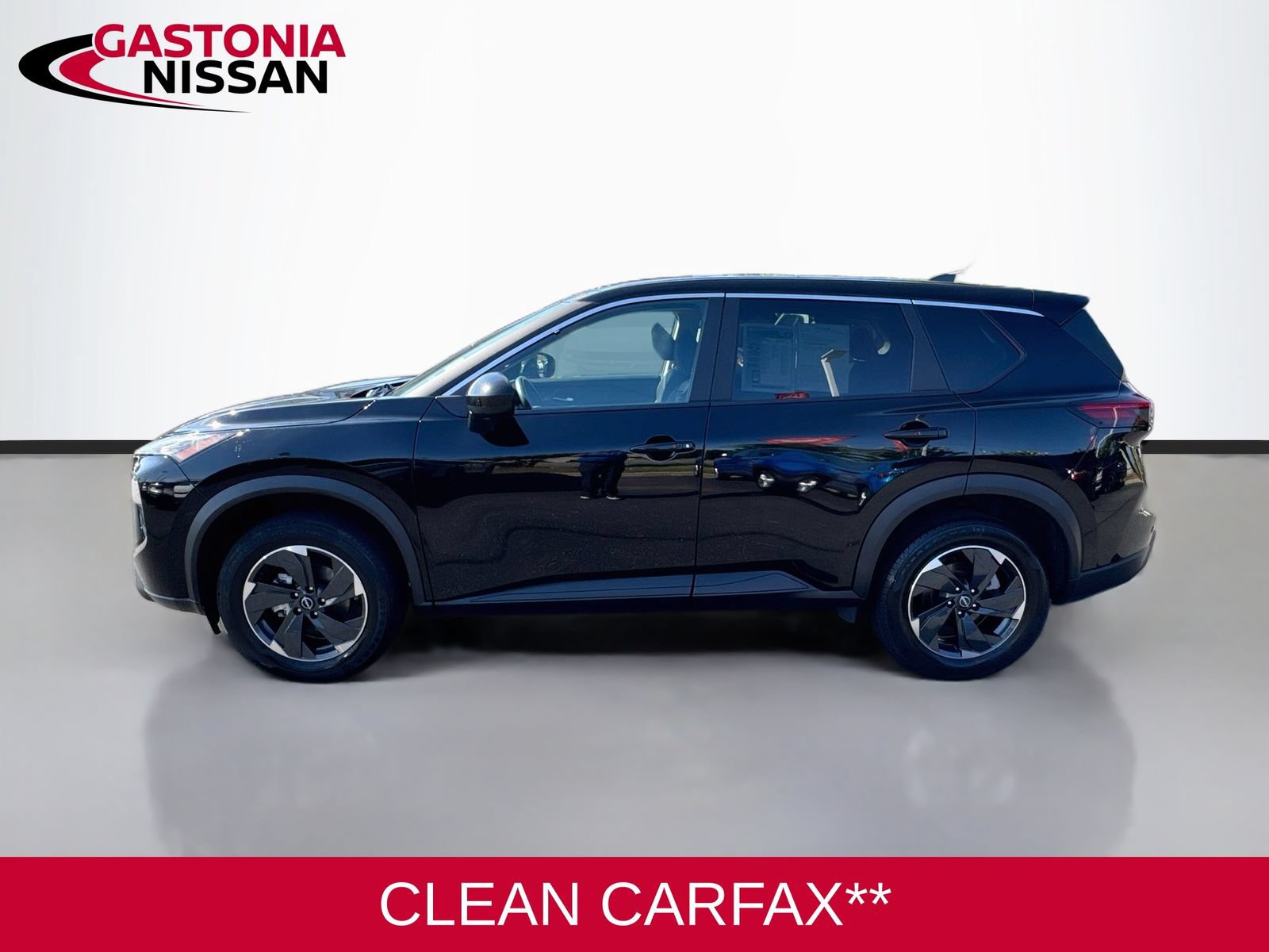 Used 2025 Nissan Rogue SV AWD/4WD image 5