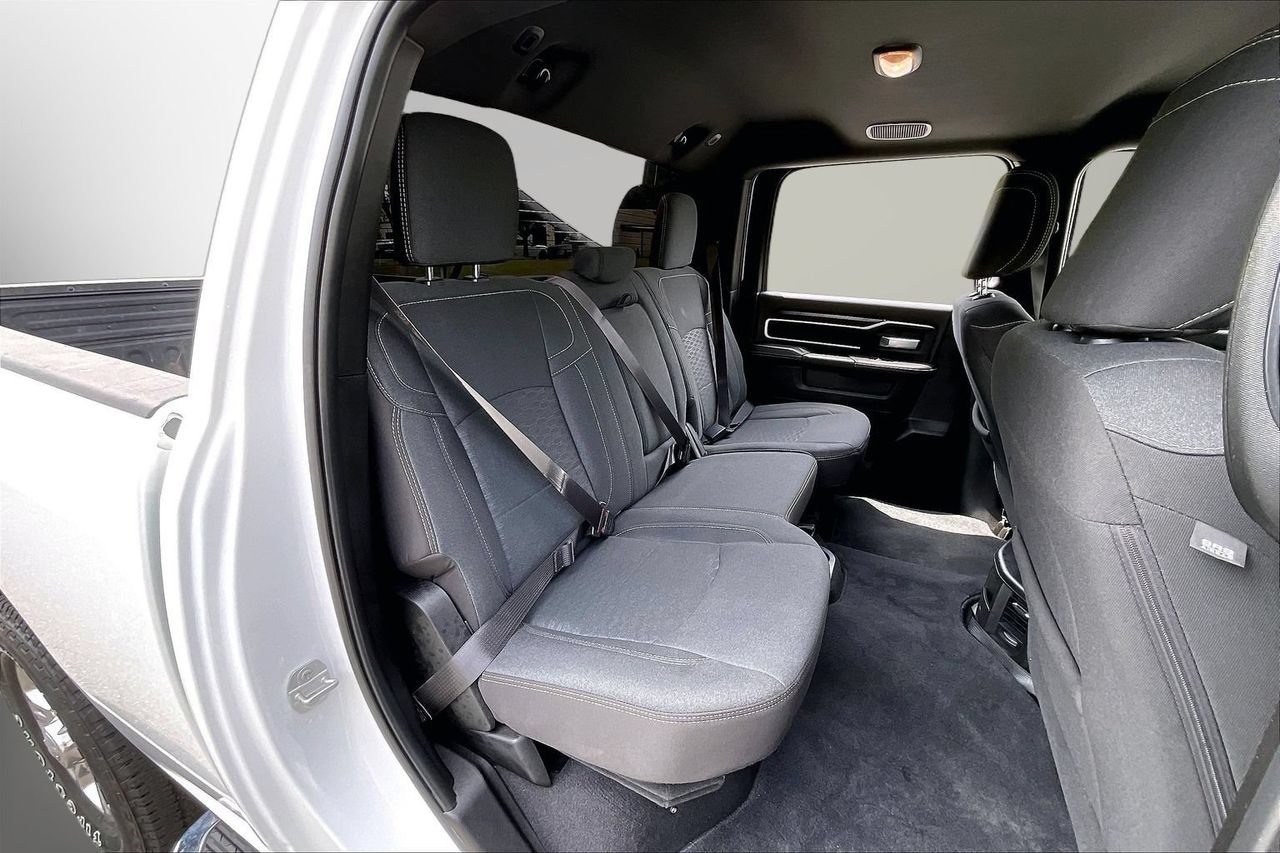 Used 2025 RAM 2500 Big Horn AWD/4WD image 24