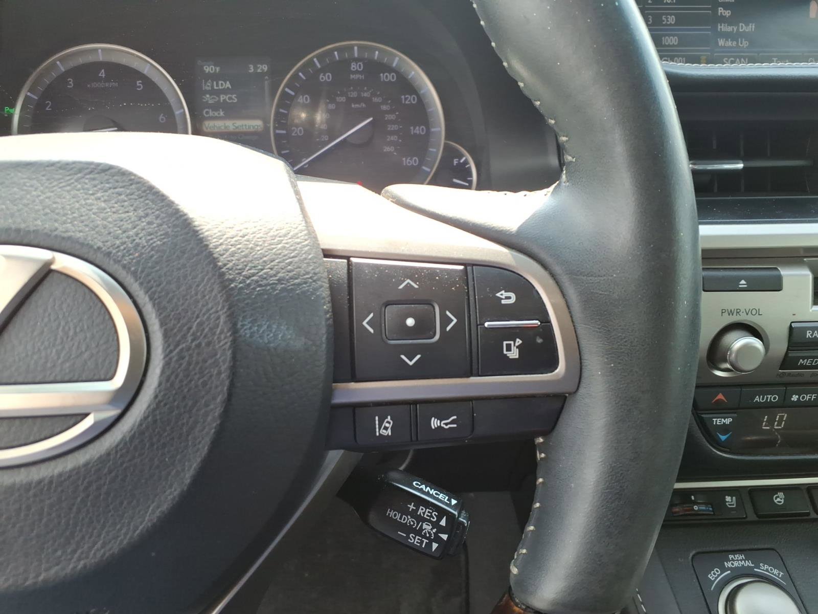Used 2016 Lexus ES 350 w/ Luxury Package w/Wood Trim FWD image 10