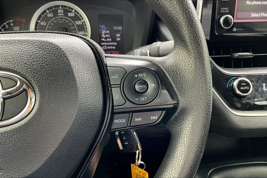 Used 2021 Toyota Corolla LE FWD image 21