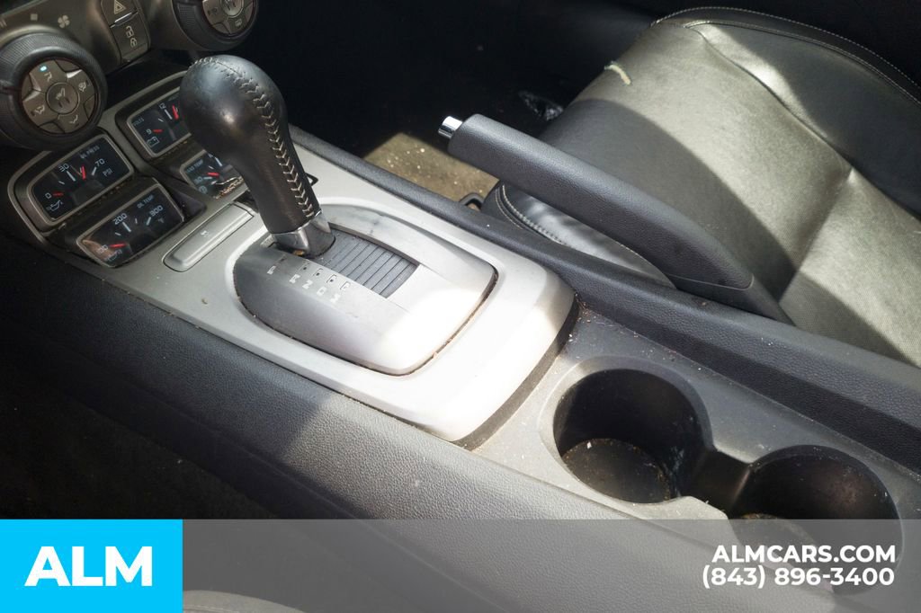 Used 2010 Chevrolet Camaro SS w/ RS Package RWD image 12