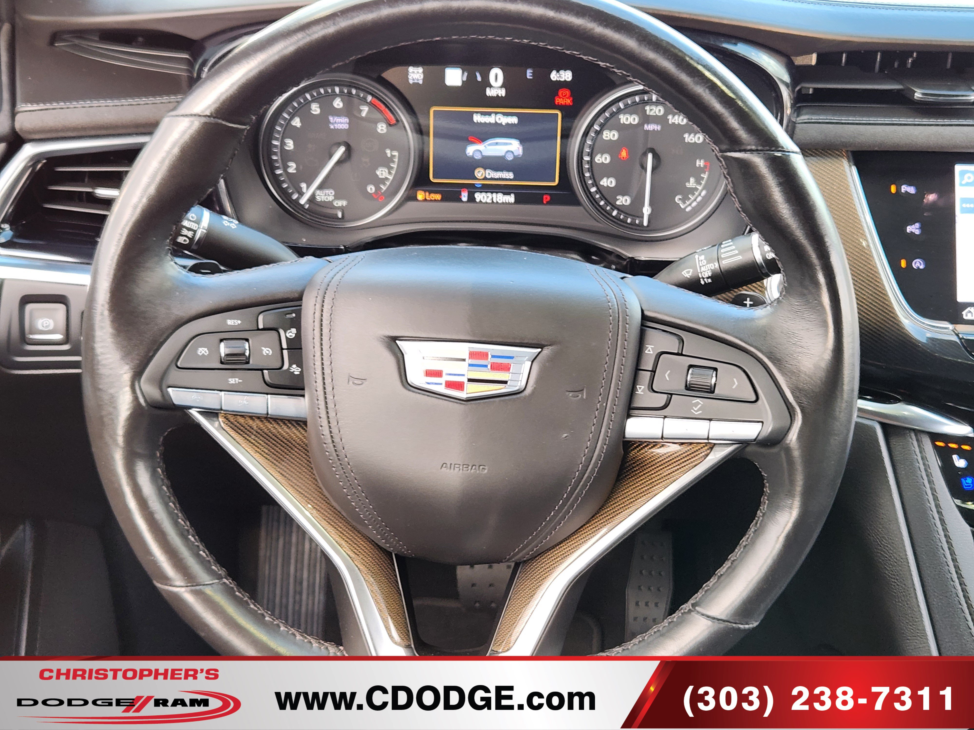 Used 2022 Cadillac XT6 Premium Luxury w/ Platinum Package AWD/4WD image 9