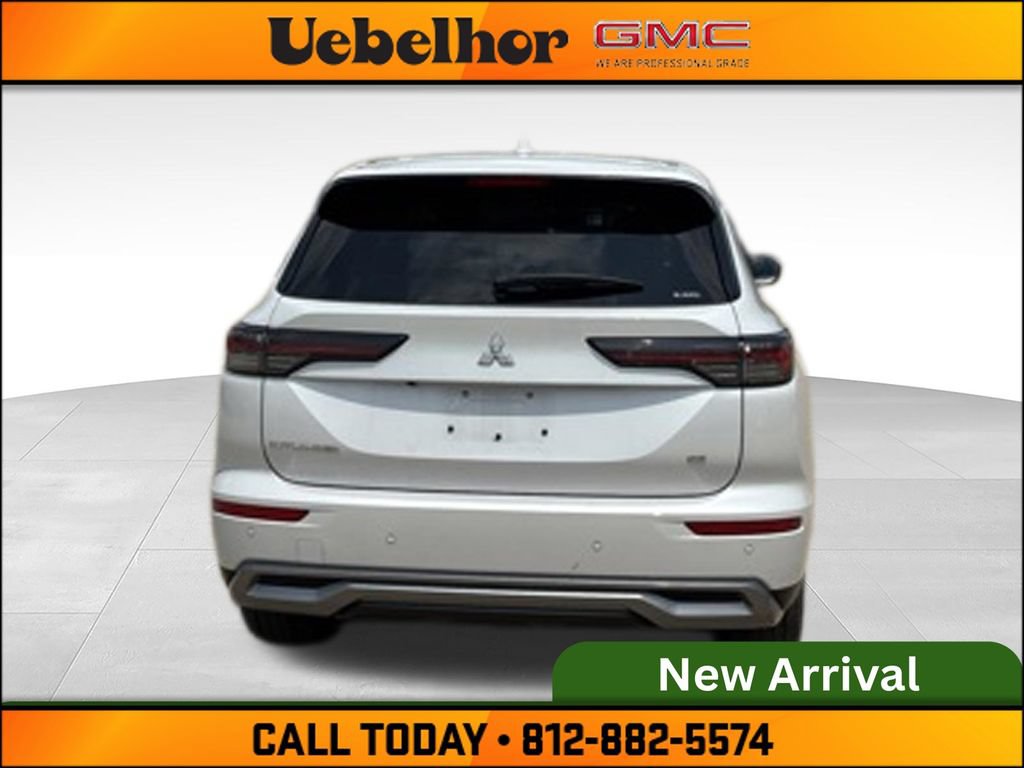 Used 2025 Mitsubishi Outlander SE AWD/4WD image 7