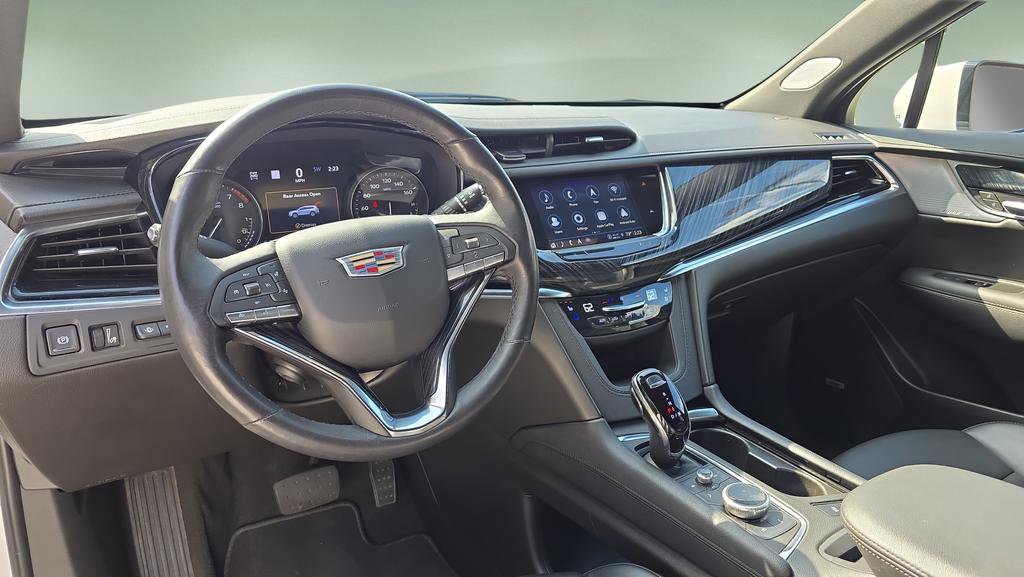 Certified 2023 Cadillac XT6 Premium Luxury w/ Technology Package image 33