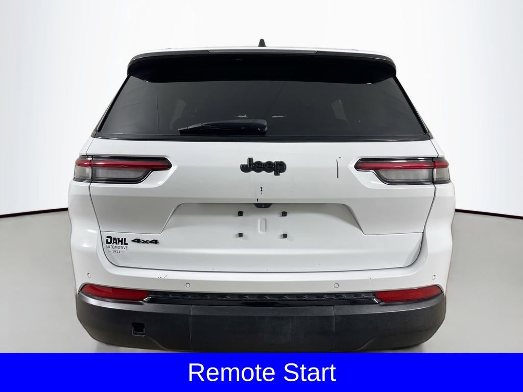 Used 2023 Jeep Grand Cherokee L Laredo image 8