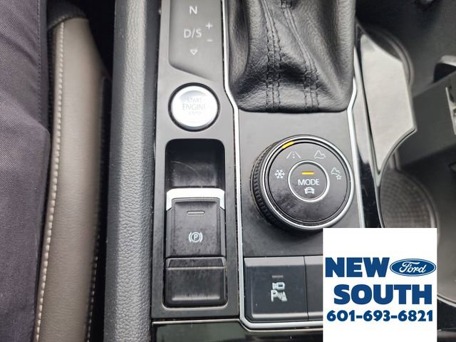 Used 2020 Volkswagen Atlas Cross Sport SEL Premium image 28