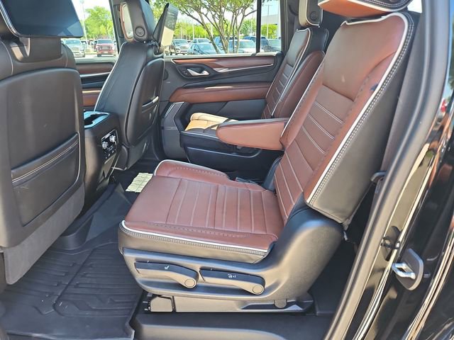 Used 2023 GMC Yukon XL Denali Ultimate image 26