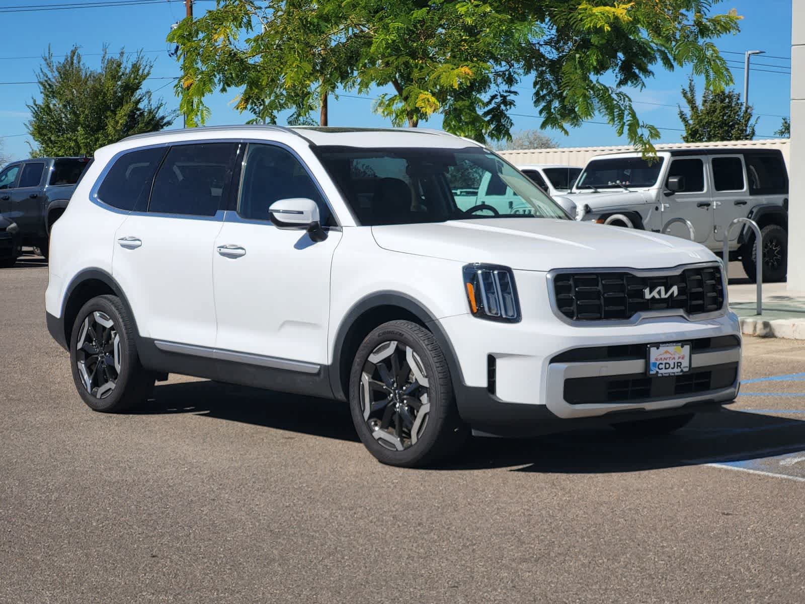 Used 2024 Kia Telluride S w/ S Sunroof Package FWD image 3