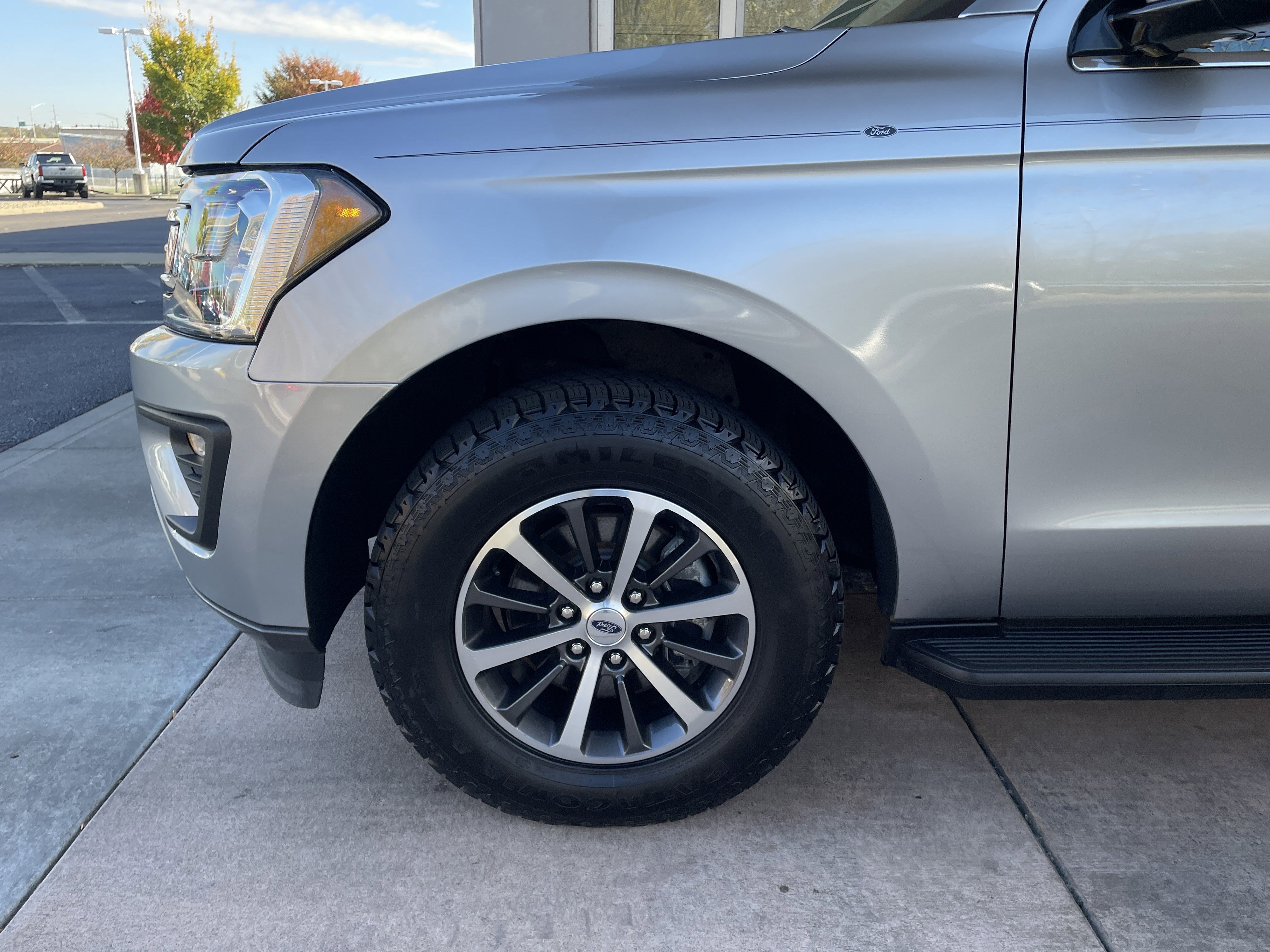 Used 2021 Ford Expedition XLT image 25