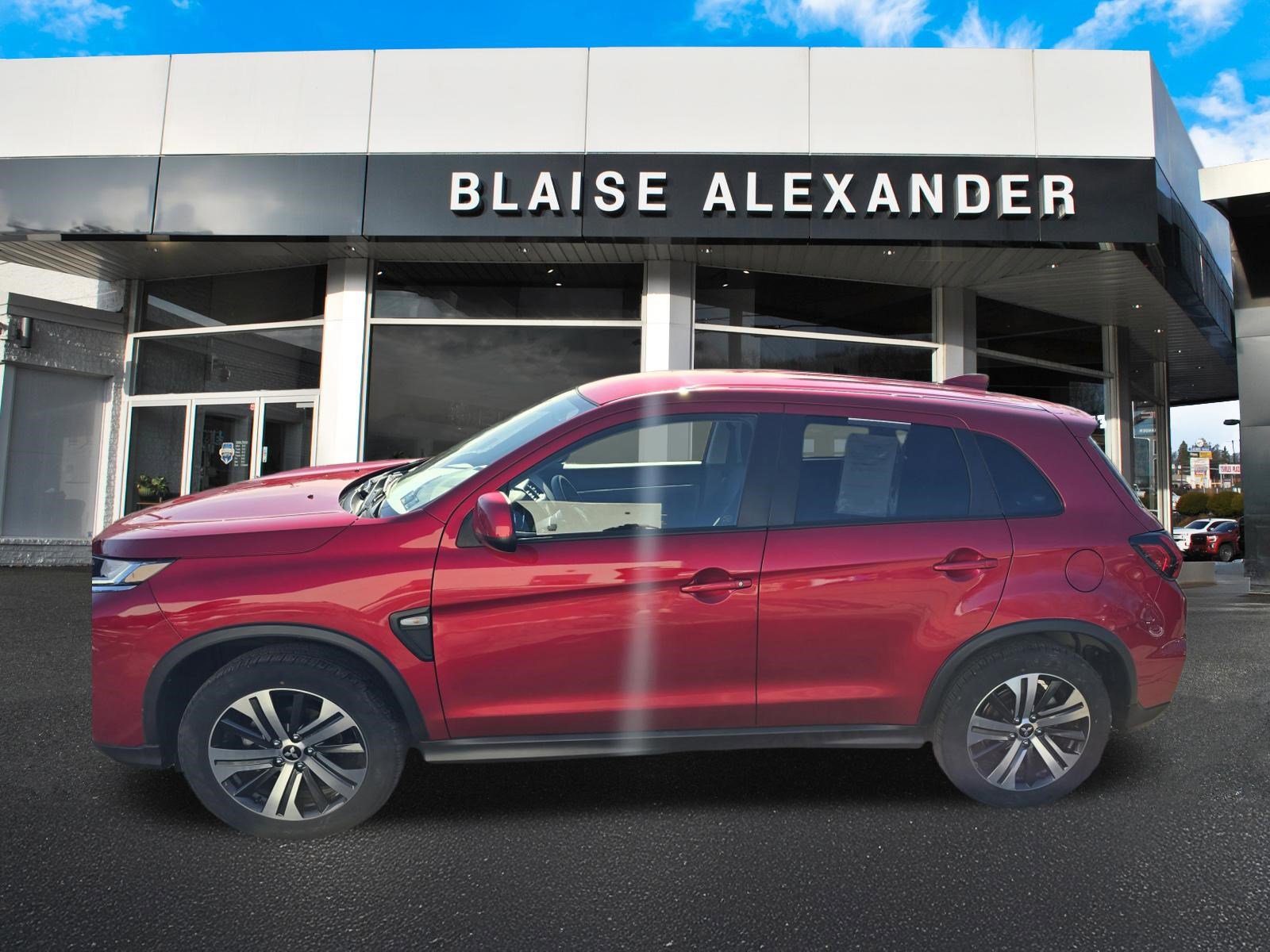 Used 2025 Mitsubishi Outlander Sport ES image 7