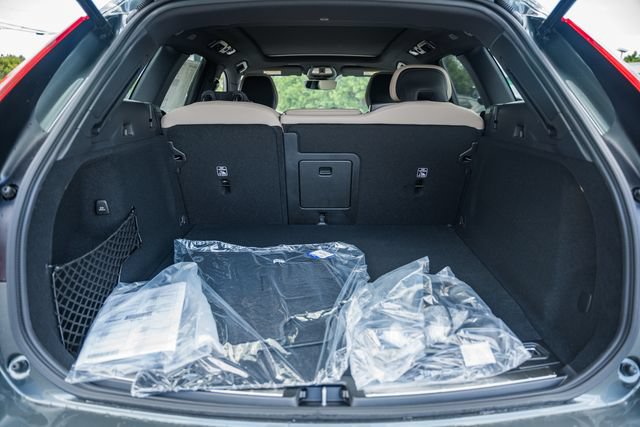 New 2026 Volvo XC60 T8 Plus w/ Climate Package AWD/4WD image 10