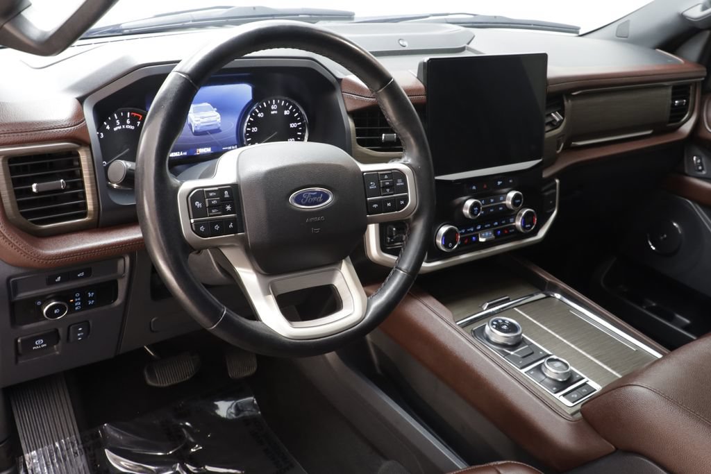 Used 2023 Ford Expedition Max Limited AWD/4WD image 7