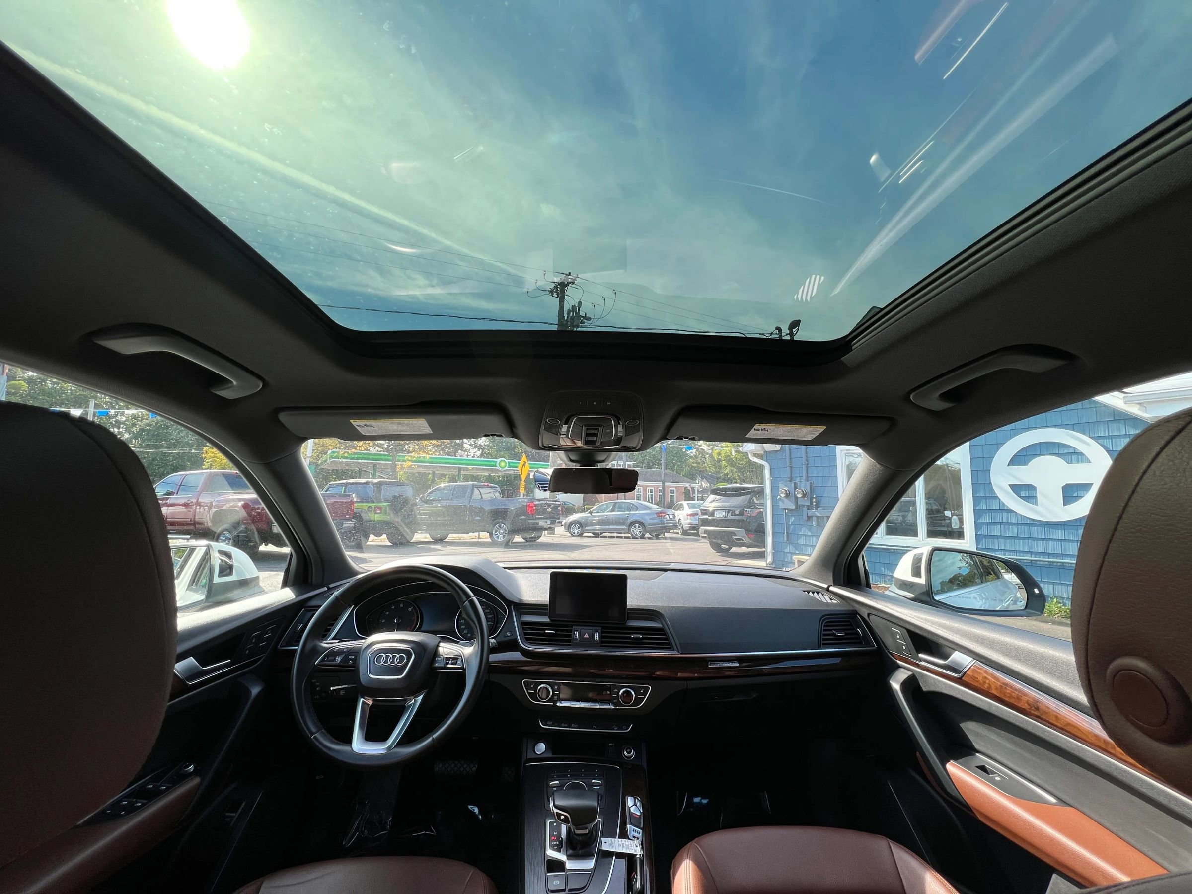 Used 2020 Audi Q5 2.0T Premium w/ Convenience Package image 11