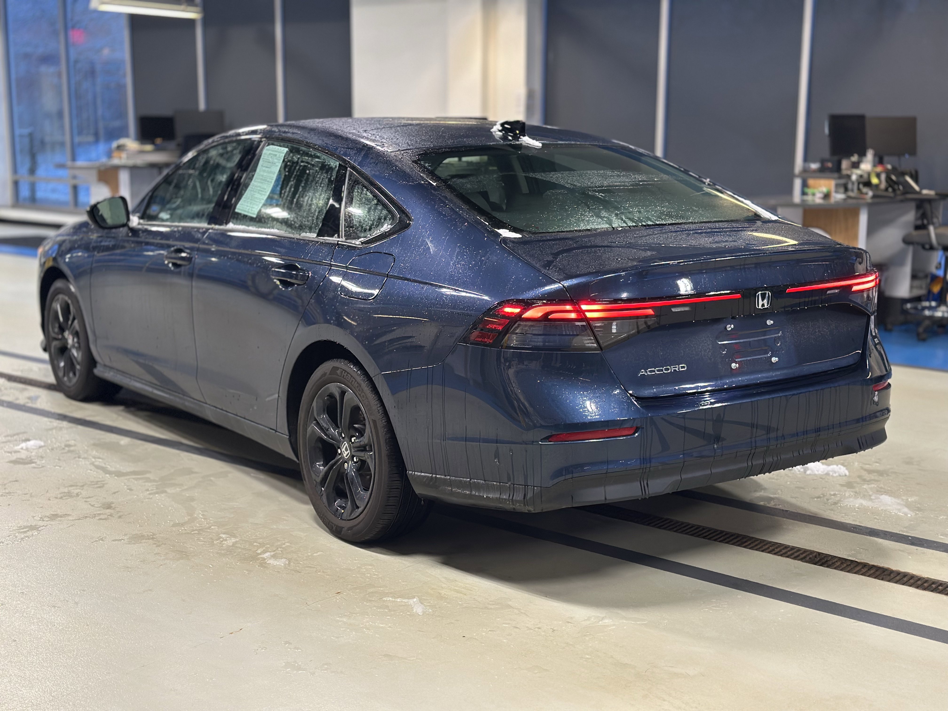 Used 2025 Honda Accord SE image 8