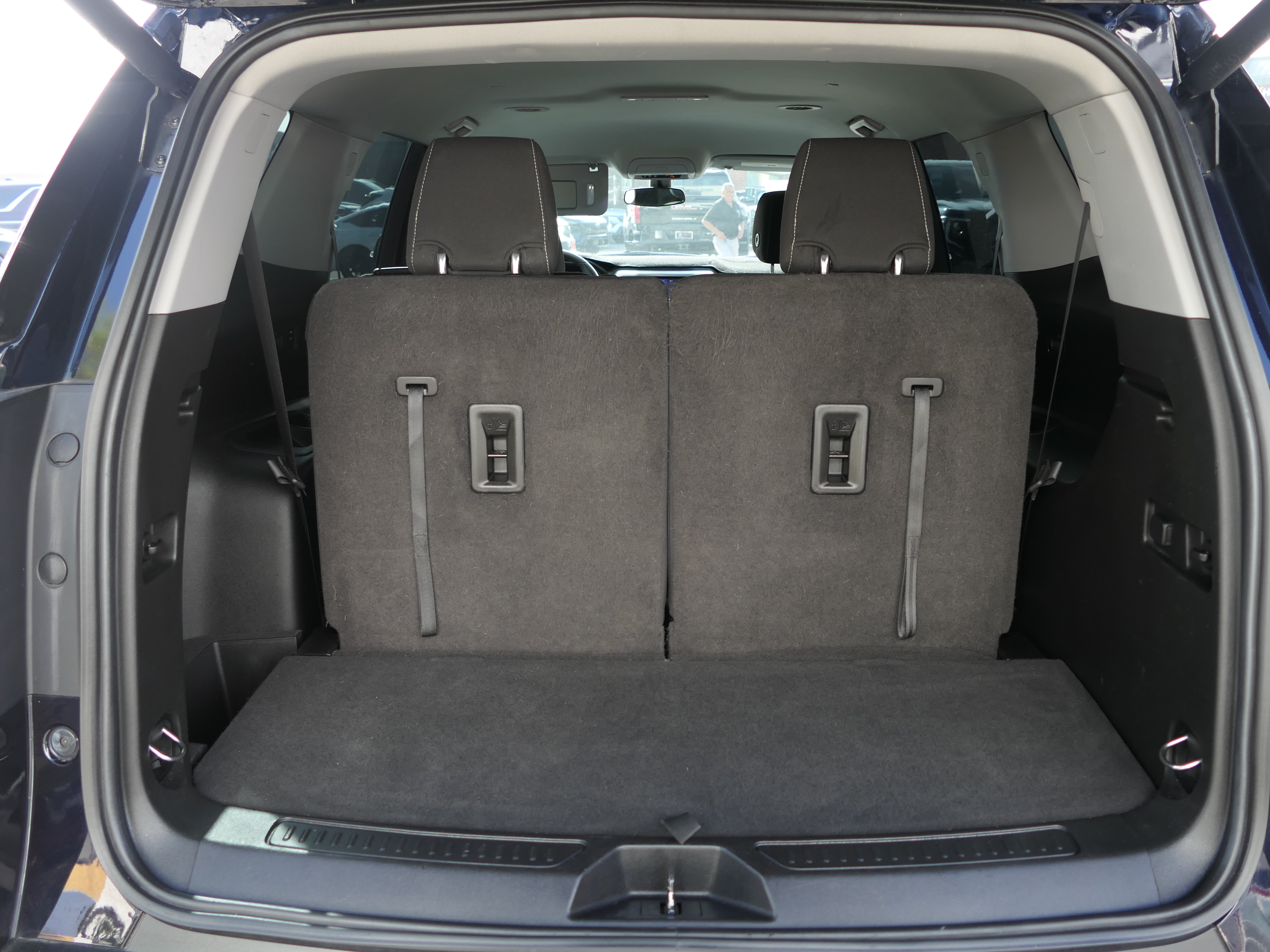 Used 2021 GMC Acadia SLE w/ Driver Convenience Package FWD image 24