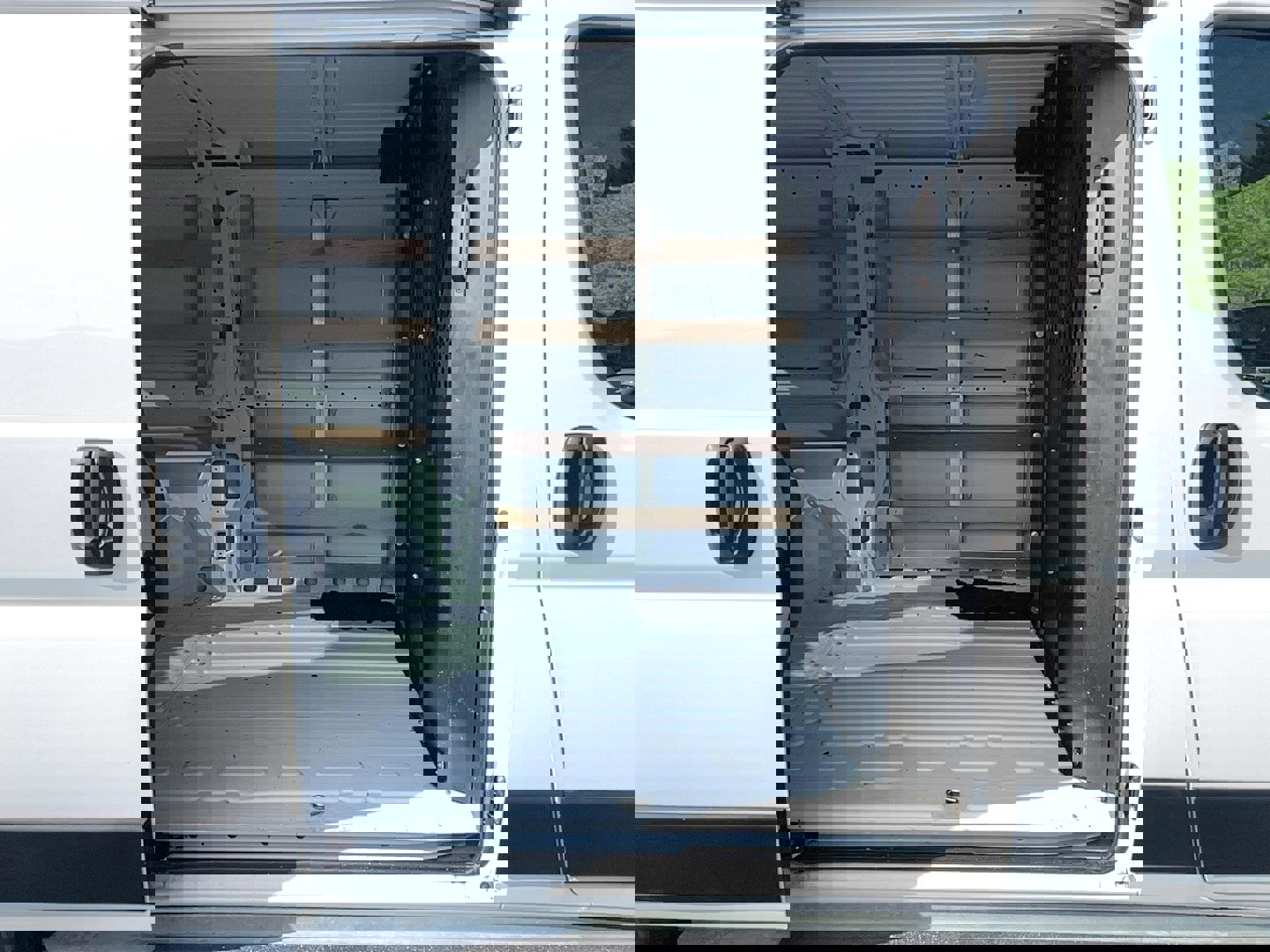 Used 2023 RAM ProMaster 2500 image 24