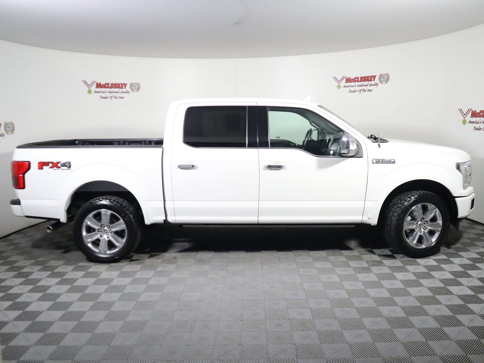 Used 2020 Ford F150 Platinum w/ Equipment Group 701A Luxury AWD/4WD image 3