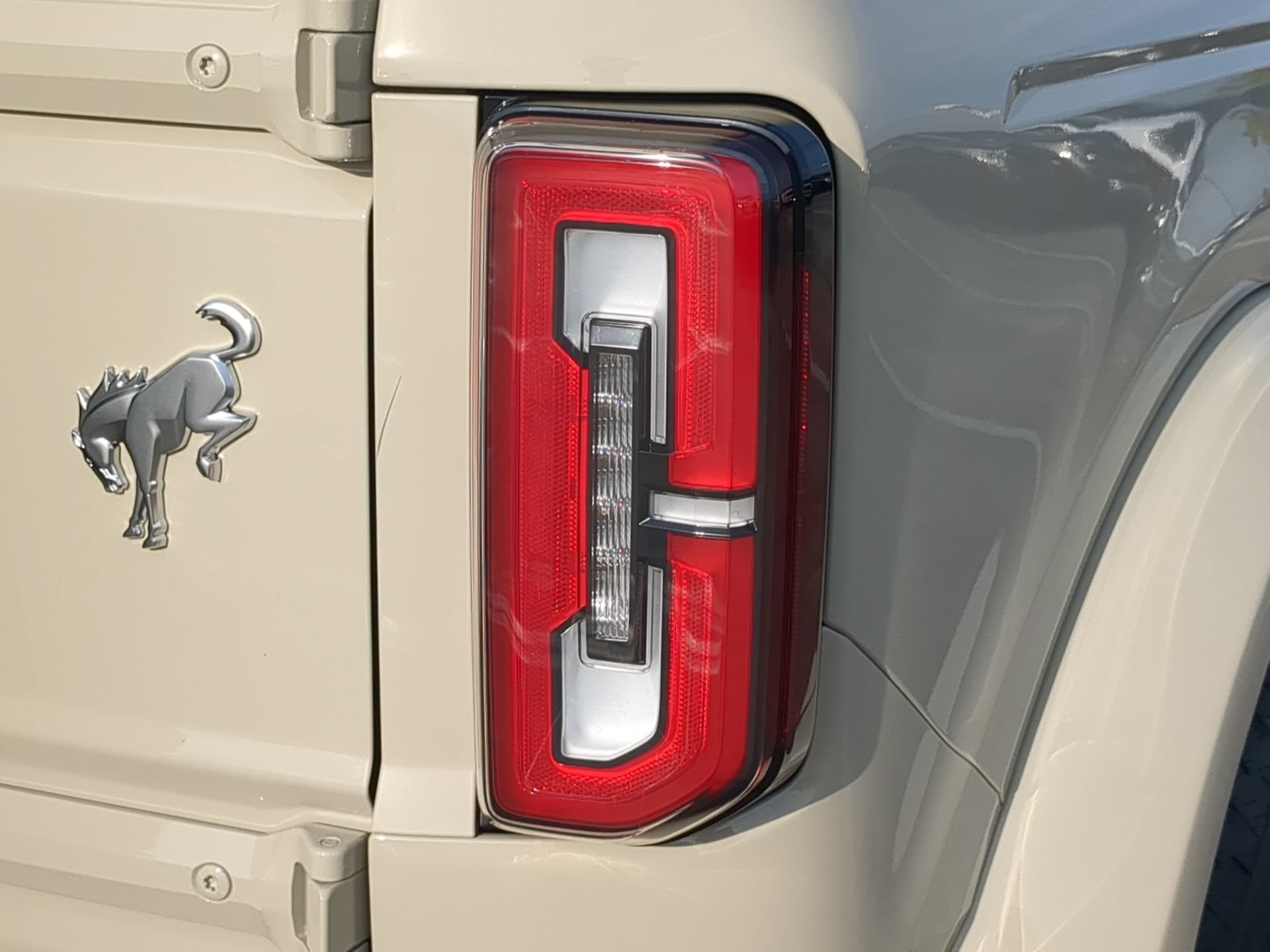 New 2026 Ford Bronco Outer Banks AWD/4WD image 48