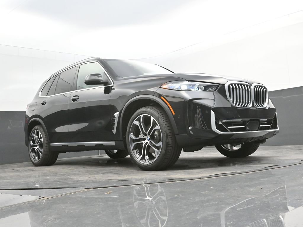 New 2026 BMW X5 sDrive40i w/ Parking Assistance Package RWD image 48