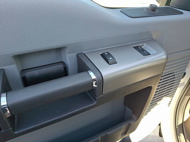 Used 2023 Ford F650 2WD Regular Cab Super Duty image 11