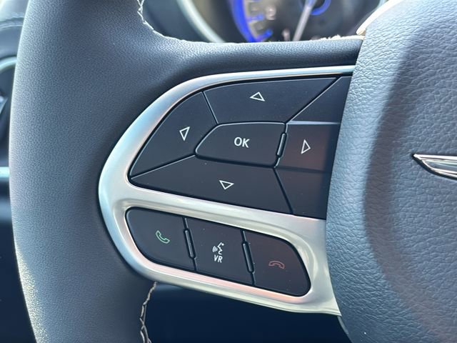 New 2026 Chrysler Pacifica Select image 26