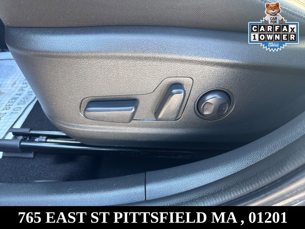 Used 2023 Hyundai Kona SEL image 11