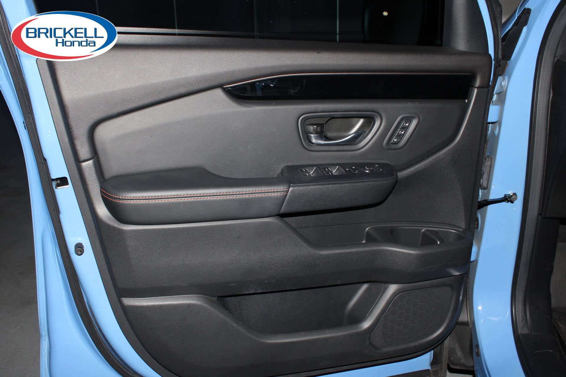 Certified 2024 Honda Pilot TrailSport image 3
