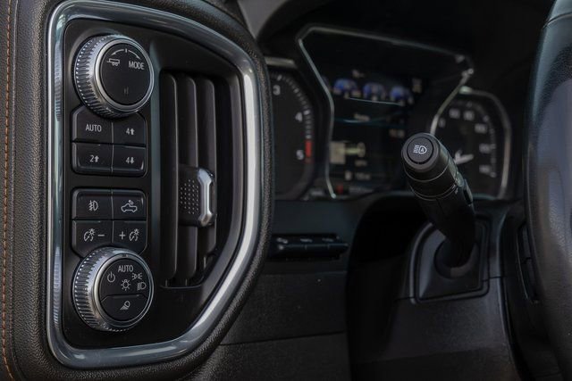 Used 2023 GMC Sierra 2500 AT4 w/ AT4 Premium Plus Package AWD/4WD image 22