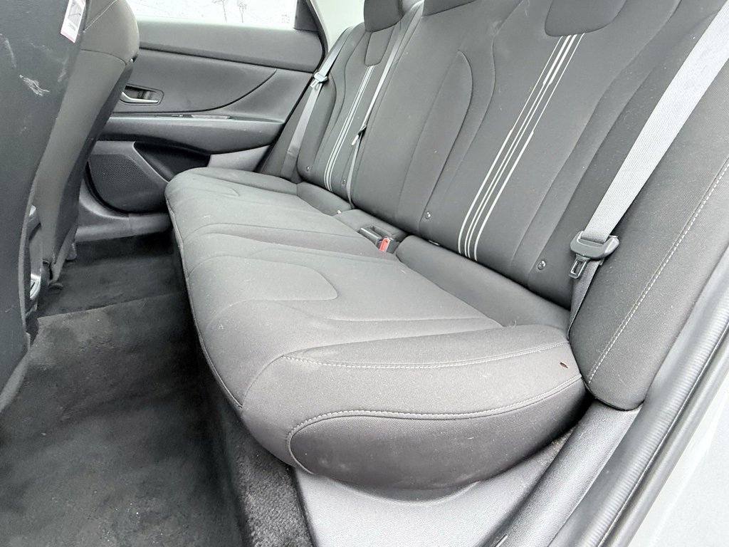 Certified 2024 Hyundai Elantra SEL image 27